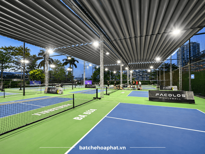 mai-bat-di-dong-cho-san-pickleball