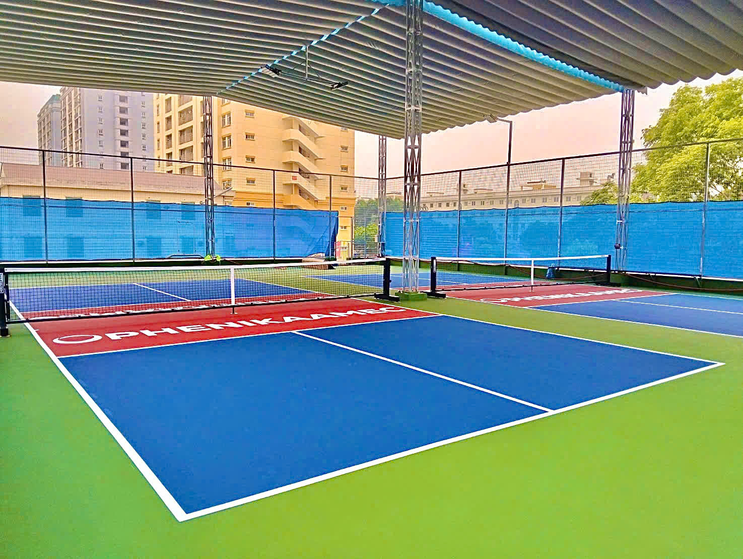 bạt che sân pickleball